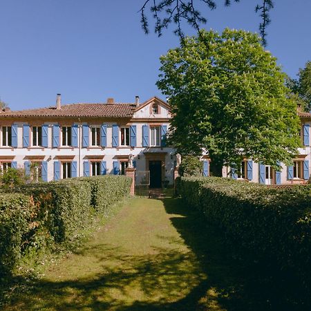 Le Manoir De Lisle Hotel Exterior photo