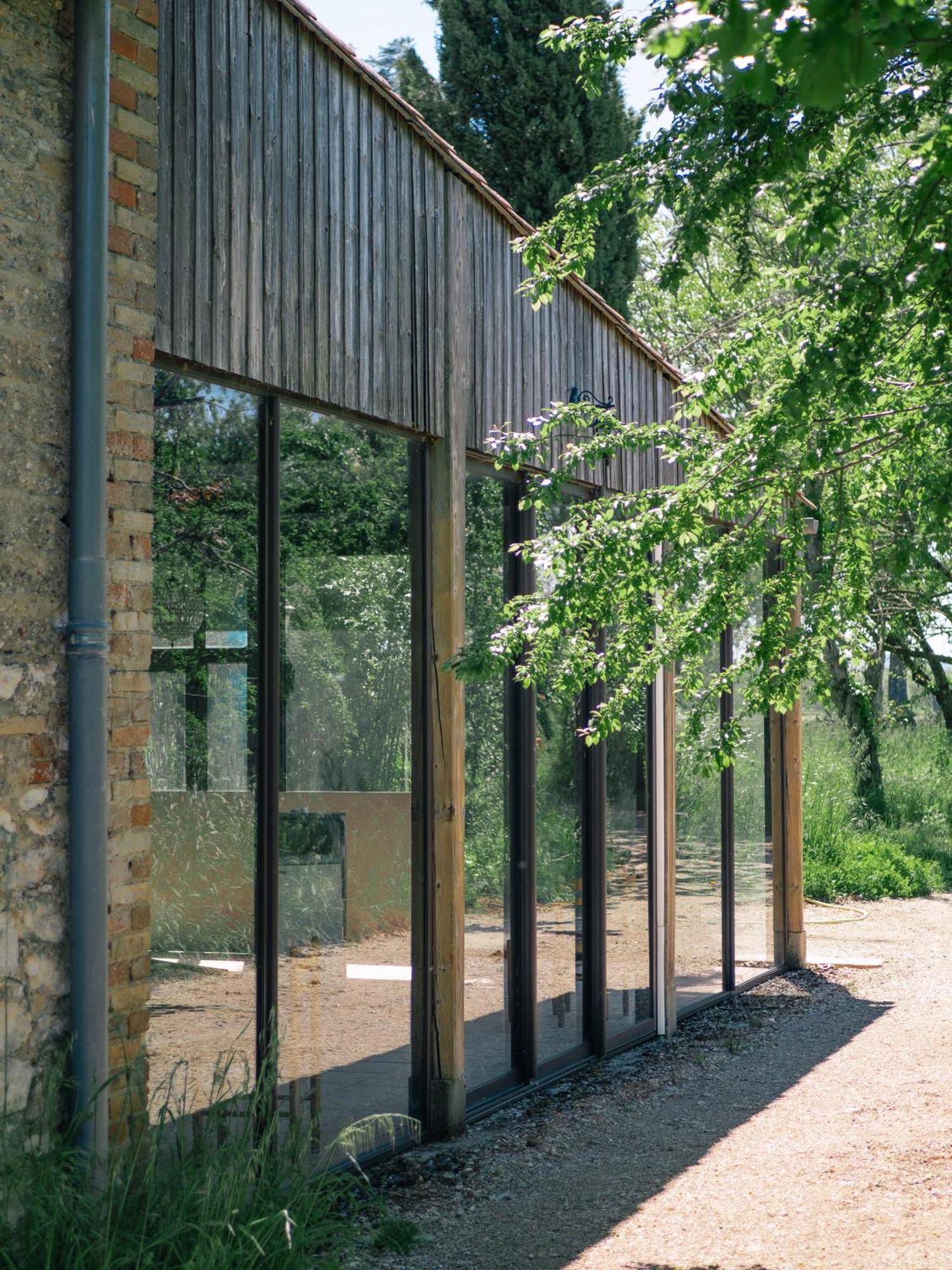 Le Manoir De Lisle Hotel Exterior photo